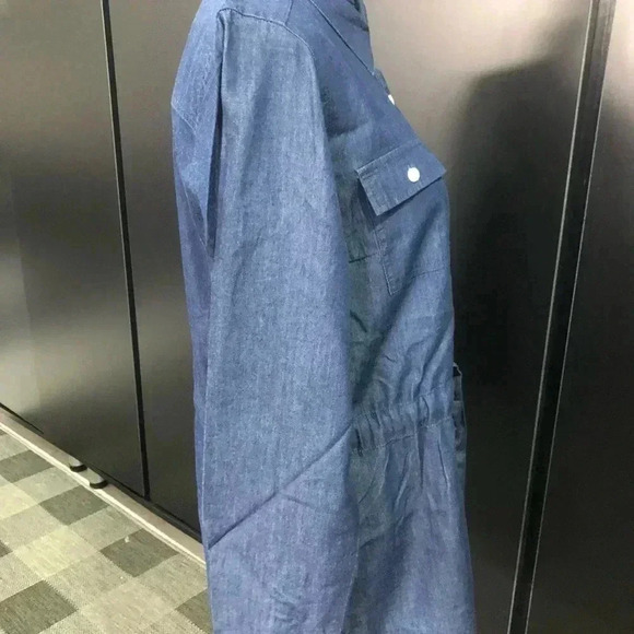Liz Claiborne Blue Jean long length,button down,elastic tie waist,chest pockets - Picture 3 of 9